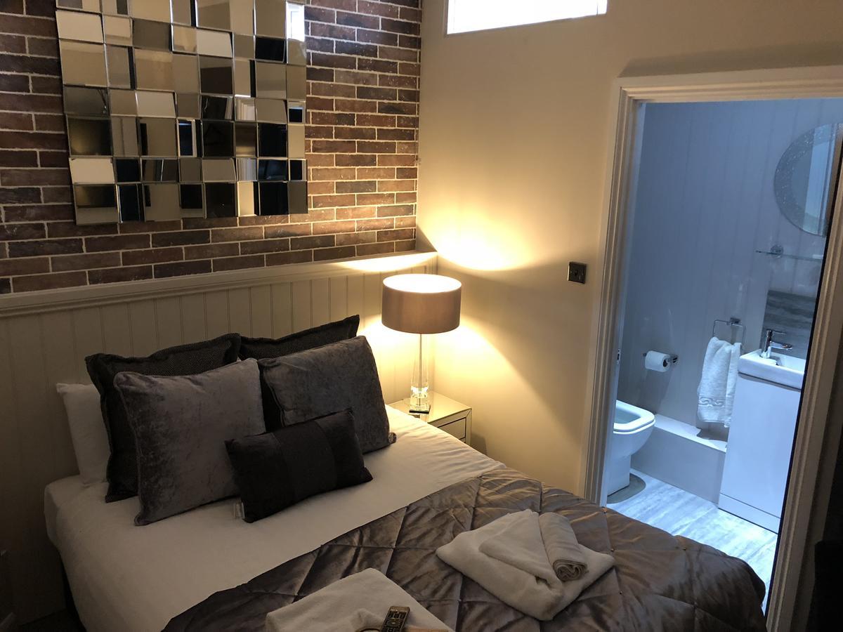 The Wolf Inn Lowestoft Exteriör bild